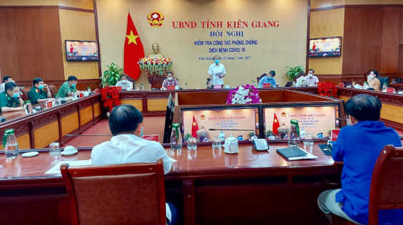 Chủ tịch UBND tỉnh Ki&amp;ecirc;n Giang, &amp;ocirc;ng L&amp;acirc;m Minh Th&amp;agrave;nh ph&amp;aacute;t biểu kết luận tại hội nghị kiểm tra c&amp;ocirc;ng t&amp;aacute;c ph&amp;ograve;ng, chống dịch bệnh Covid-19