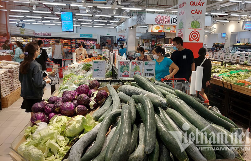 Xe quay đầu kh&amp;amp;ocirc;ng thể qua chốt, đứt g&amp;amp;atilde;y nguồn nguy&amp;amp;ecirc;n liệu