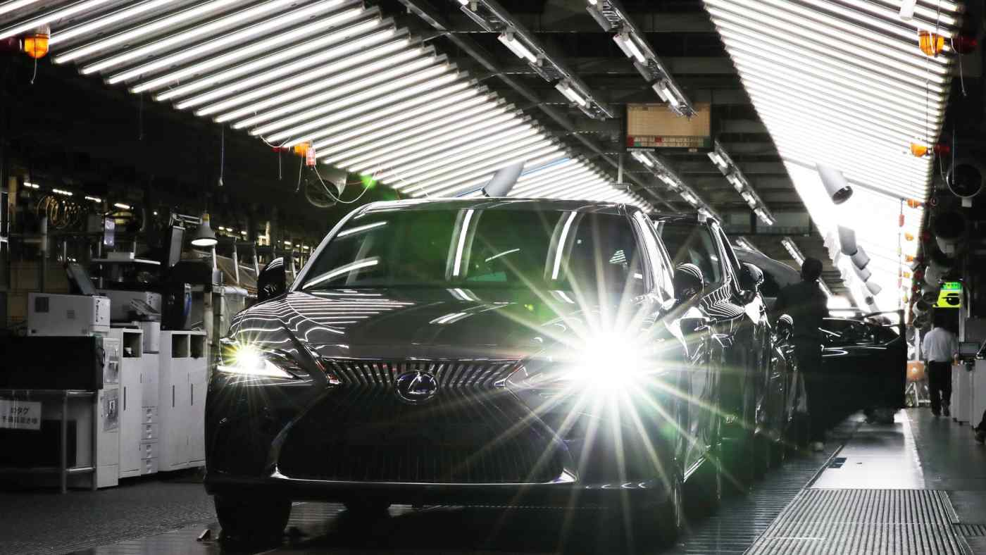 Một d&amp;acirc;y chuyền sản xuất Lexus tại Nhật Bản: T&amp;igrave;nh trạng thiếu hụt c&amp;aacute;c bộ phận sản xuất tại Đ&amp;ocirc;ng Nam &amp;Aacute; đang l&amp;agrave;m gi&amp;aacute;n đoạn lịch tr&amp;igrave;nh nh&amp;agrave; m&amp;aacute;y của Toyota. (Ảnh của Shinya Sawai)