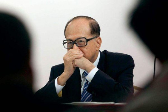 Y tế dược phẩm và giấc mơ bất tử - Trận chiến cuối cùng của Lý Gia Thành