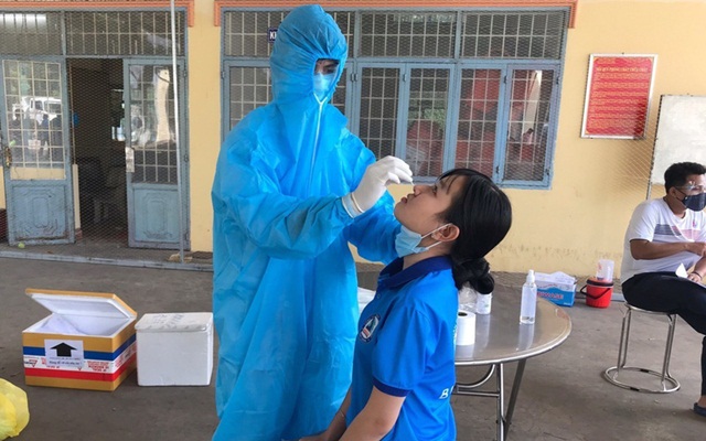 B&amp;igrave;nh Dương triển khai x&amp;eacute;t nghiệm s&amp;agrave;ng lọc cộng đồng tr&amp;ecirc;n diện rộng để ph&amp;ograve;ng chống covid-19.