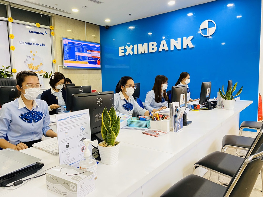 L&amp;atilde;i trước thuế qu&amp;yacute; II của Eximbank gấp 3,6 lần c&amp;ugrave;ng kỳ năm ngo&amp;aacute;i.