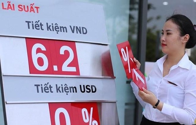 L&amp;atilde;i suất li&amp;ecirc;n ng&amp;acirc;n h&amp;agrave;ng vẫn giảm s&amp;acirc;u