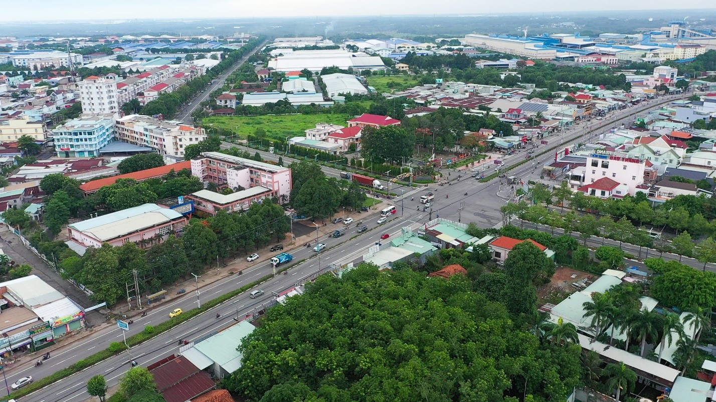 Đ&amp;ocirc; thị Bến C&amp;aacute;t đang ph&amp;aacute;t triển s&amp;ocirc;i động v&amp;agrave; đủ c&amp;aacute;c ti&amp;ecirc;u ch&amp;iacute; để l&amp;ecirc;n th&amp;agrave;nh phố trước năm 2025