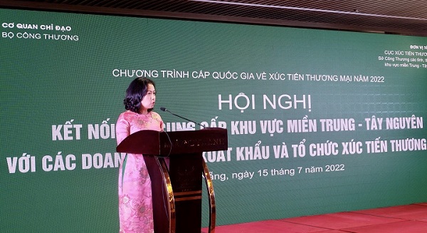 Gi&amp;aacute;m đốc Sở C&amp;ocirc;ng Thương TP. Đ&amp;agrave; Nẵng L&amp;ecirc; Thị Kim Phương ph&amp;aacute;t biểu tại Hội Nghị