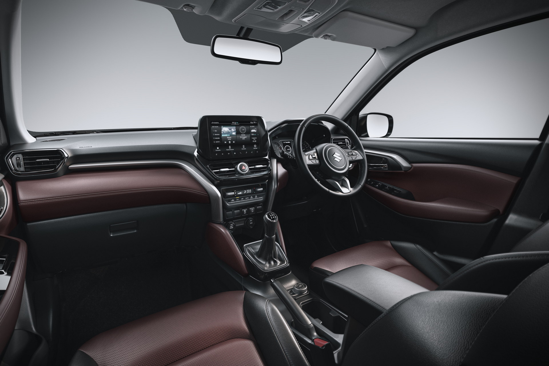 Nội thất của Suzuki Grand Vitara 2023 vẫn c&amp;ograve;n kh&amp;aacute; đơn điệu so với những đối thủ c&amp;ugrave;ng ph&amp;acirc;n kh&amp;uacute;c