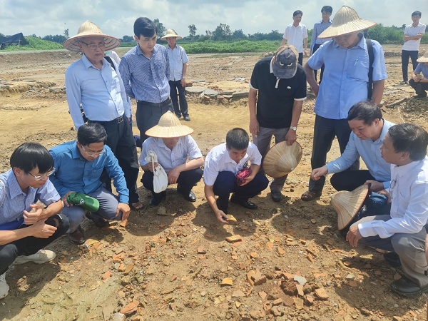 Nhiều di vật được ph&amp;aacute;t hiện tại khu vực trung t&amp;acirc;m Th&amp;agrave;nh nh&amp;agrave; Hồ