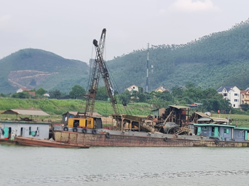 Phú Thọ: Tăng cường quản lý hoạt động khai thác cát, sỏi lòng sông