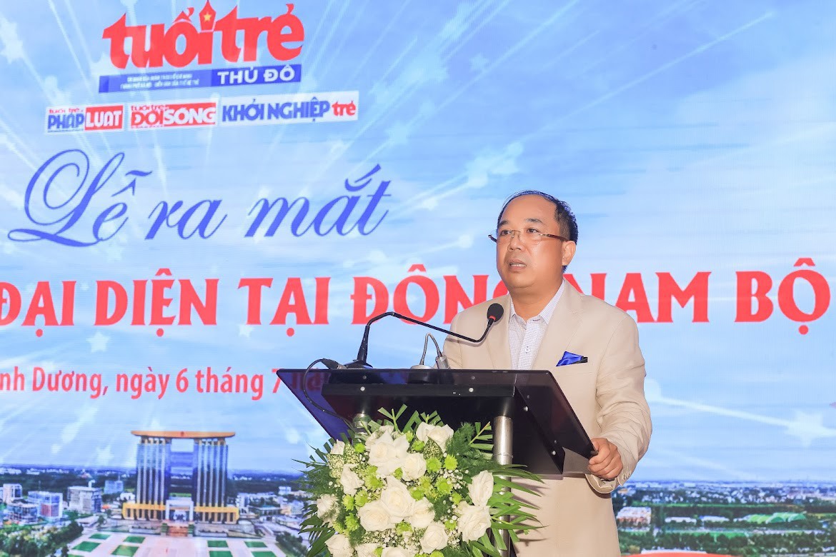 &amp;Ocirc;&amp;ocirc;ng Nguyễn Mạnh Hưng, Tổng bi&amp;ecirc;n tập b&amp;aacute;o Tuổi trẻ Thủ đ&amp;ocirc;