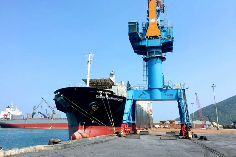 H&amp;agrave; Tĩnh t&amp;iacute;ch cực th&amp;uacute;c đẩy vận chuyển container qua Cảng Vũng &amp;Aacute;ng