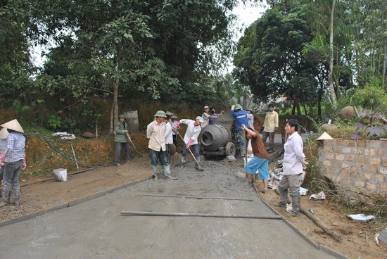 Huyện Thanh Sơn phấn đấu tỉ lệ cứng h&amp;oacute;a đường giao th&amp;ocirc;ng n&amp;ocirc;ng th&amp;ocirc;n tr&amp;ecirc;n địa b&amp;agrave;n đến năm 2025 đạt tr&amp;ecirc;n 80%