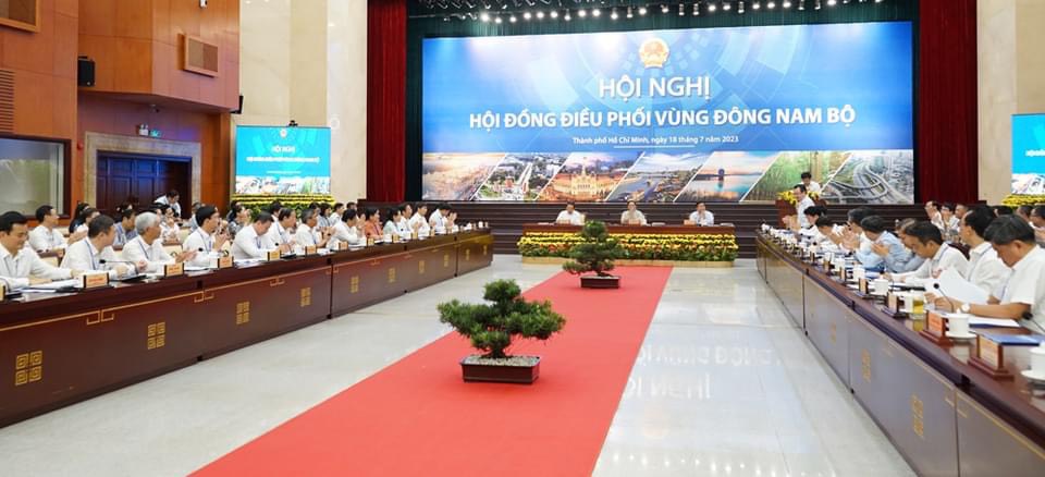 To&amp;agrave;n cảnh Hội Nghị