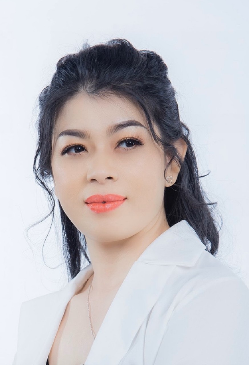 B&amp;agrave; Phan Thị Na - Tổng Gi&amp;aacute;m đốc C&amp;ocirc;ng ty TNHH Caty Food