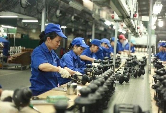 Bộ LĐTBXH dự b&amp;aacute;o trong qu&amp;yacute; III/2023 một số ng&amp;agrave;nh c&amp;oacute; nhu cầu tăng việc l&amp;agrave;m l&amp;agrave;: Dịch vụ ăn uống, tăng 114 ngh&amp;igrave;n người; B&amp;aacute;n bu&amp;ocirc;n (trừ &amp;ocirc; t&amp;ocirc;, m&amp;ocirc; t&amp;ocirc;, xe m&amp;aacute;y v&amp;agrave; xe c&amp;oacute; động cơ kh&amp;aacute;c), tăng 105 ngh&amp;igrave;n người; Sản xuất thiết bị điện, tăng 69,7 ngh&amp;igrave;n người.