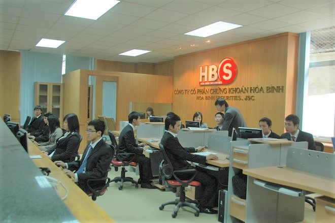 C&amp;ocirc;ng ty Chứng kho&amp;aacute;n H&amp;ograve;a B&amp;igrave;nh