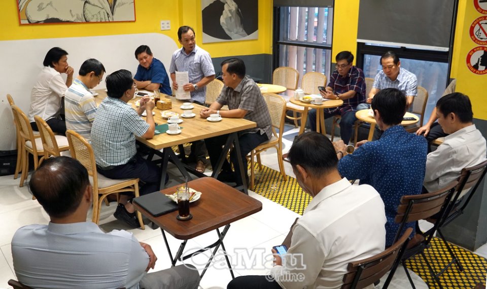 Buổi &amp;ldquo;C&amp;agrave; ph&amp;ecirc; kết nối doanh nghiệp&amp;rdquo; g&amp;oacute;p phần gỡ kh&amp;oacute; cho doanh nghiệp, hợp t&amp;aacute;c x&amp;atilde; trong vấn đề tiếp cận vốn vay ng&amp;acirc;n h&amp;agrave;ng.