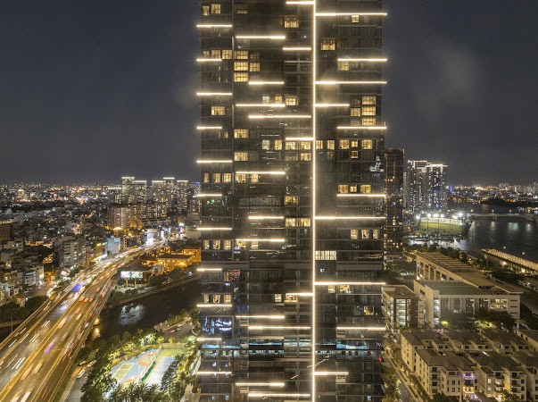 Khu căn hộ h&amp;agrave;ng hiệu Marriott tại t&amp;ograve;a Lake, Grand Marina, Saigon đ&amp;atilde; ch&amp;agrave;o đ&amp;oacute;n c&amp;aacute;c cư d&amp;acirc;n về sinh sống.