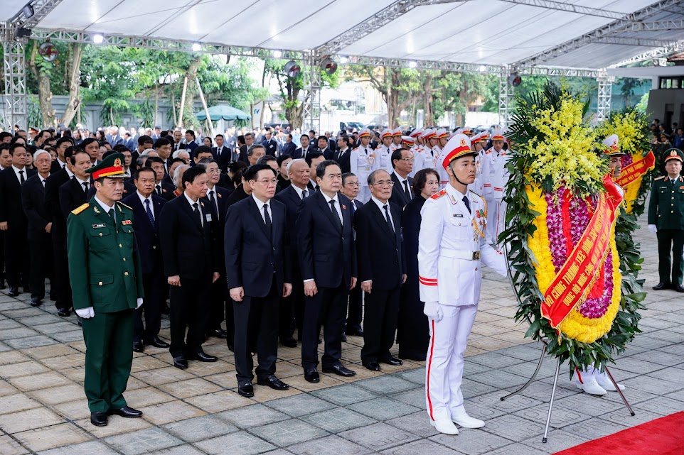 TỔNG THUẬT: LỄ QUỐC TANG TỔNG B&amp;Iacute; THƯ NGUYỄN PH&amp;Uacute; TRỌNG- Ảnh 16.