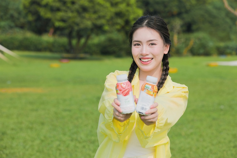 Nước uống sữa tr&amp;aacute;i c&amp;acirc;y TH true JUICE milk cung cấp năng lượng ho&amp;agrave;n to&amp;agrave;n từ thi&amp;ecirc;n nhi&amp;ecirc;n
