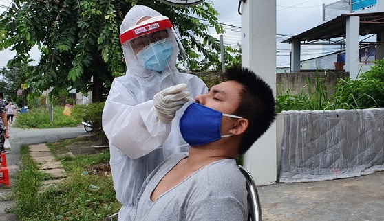 Cuộc chiến chống dịch COVID-19 ng&amp;agrave;y c&amp;agrave;ng cam go, cần cả hệ thống ch&amp;iacute;nh quyền v&amp;agrave; người d&amp;acirc;n v&amp;agrave;o cuộc