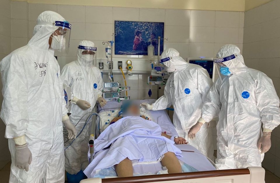 TP.HCM hỗ trợ lực lượng tuyến đầu chống dịch, cao nhất 10 triệu đồng/người
