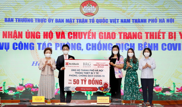 Tập đoàn BRG, Ngân hàng SeABank và Công ty Cổ phần Đầu tư phát triển Thành phố thông minh Bắc Hà Nội ủng hộ trang thiết bị phòng chống Covid-19 trị giá 50 tỷ đồng cho Thành phố Hà Nội