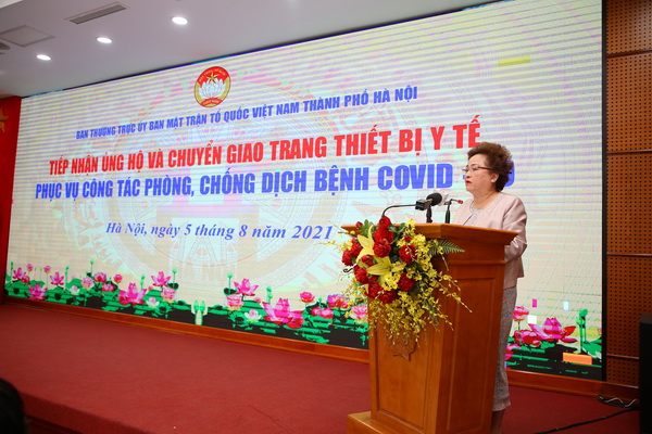 Madame Nguyễn Thị Nga, Chủ tịch Hội đồng quản trị Tập đo&amp;agrave;n BRG, Ph&amp;oacute; Chủ tịch thường trực HĐQT SeABank, ph&amp;aacute;t biểu tại sự kiện