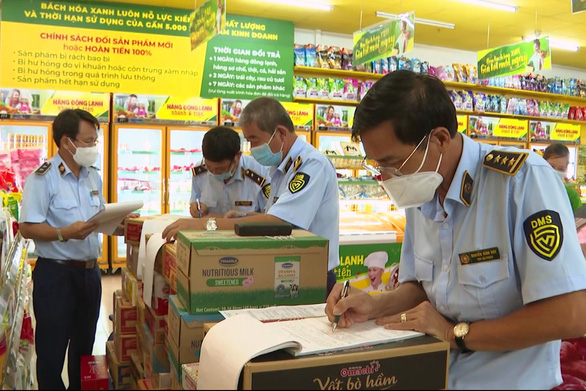Ng&amp;agrave;y 6-8, Sở C&amp;ocirc;ng thương tỉnh B&amp;igrave;nh Phước x&amp;aacute;c nhận vừa xử phạt 9 cửa h&amp;agrave;ng B&amp;aacute;ch H&amp;oacute;a Xanh
