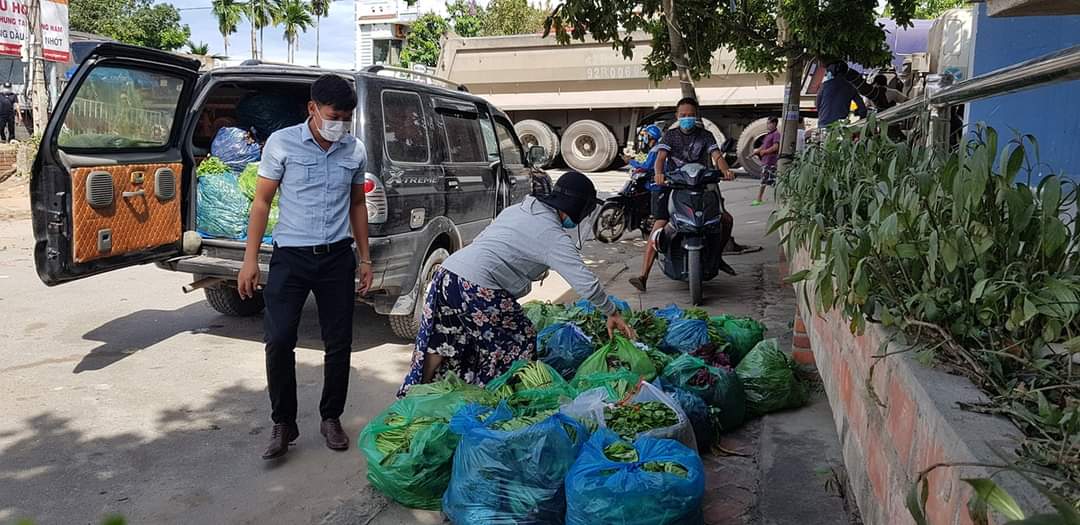 Về vấn đề cung ứng lương thực, thực phẩm cho người d&amp;acirc;n trong khu vực c&amp;aacute;ch ly y tế cũng cần được quan t&amp;acirc;m hơn.