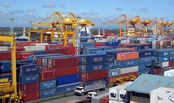 Đề nghị các trung tâm logistics xem xét giảm phí lưu container và phí lưu kho, lưu bãi