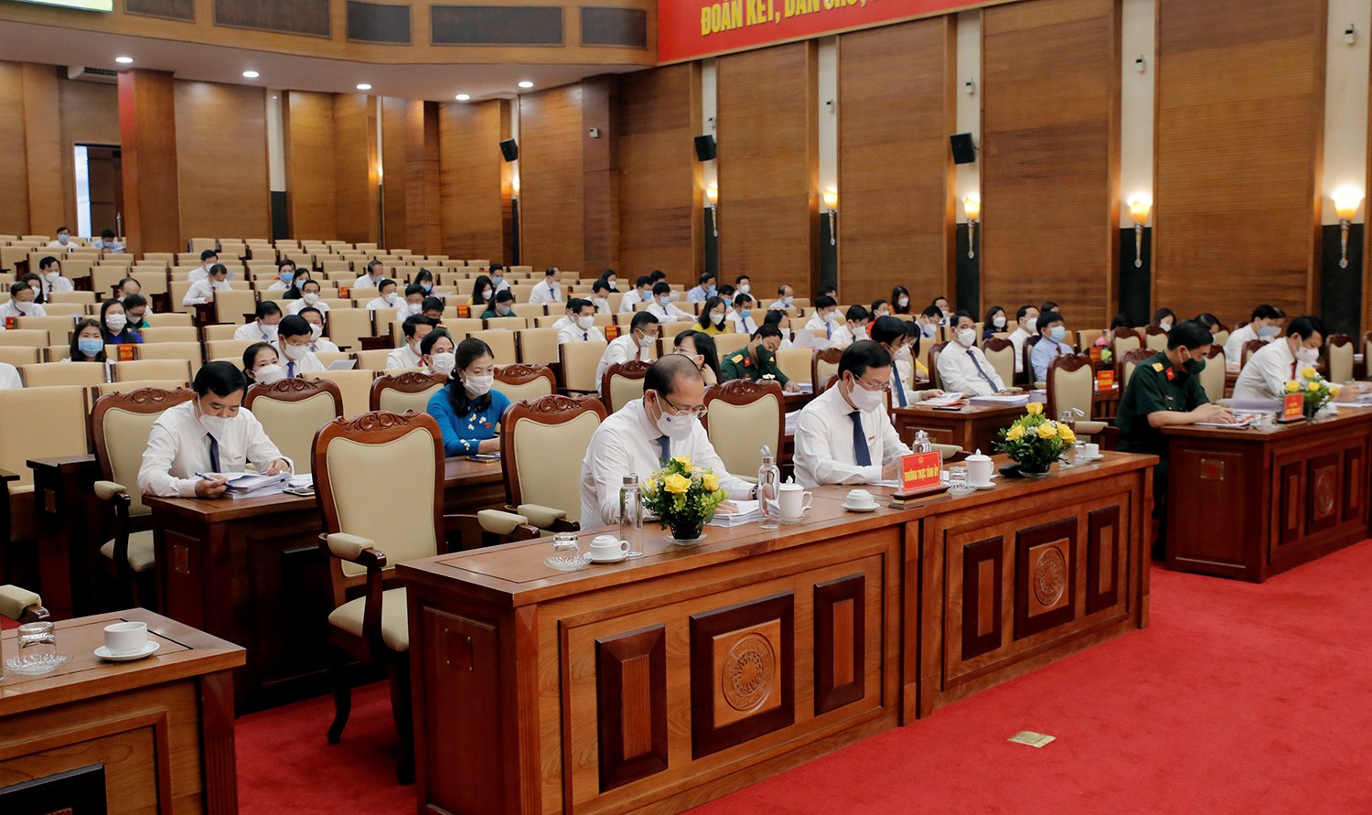 Các đại biểu tham dự kỳ họp Các đại biểu tham dự kỳ họp