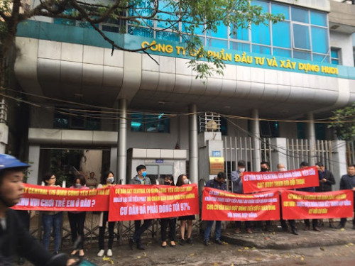 Thoát lỗ sau soát xét, Xây dựng HUD1 nói gì?