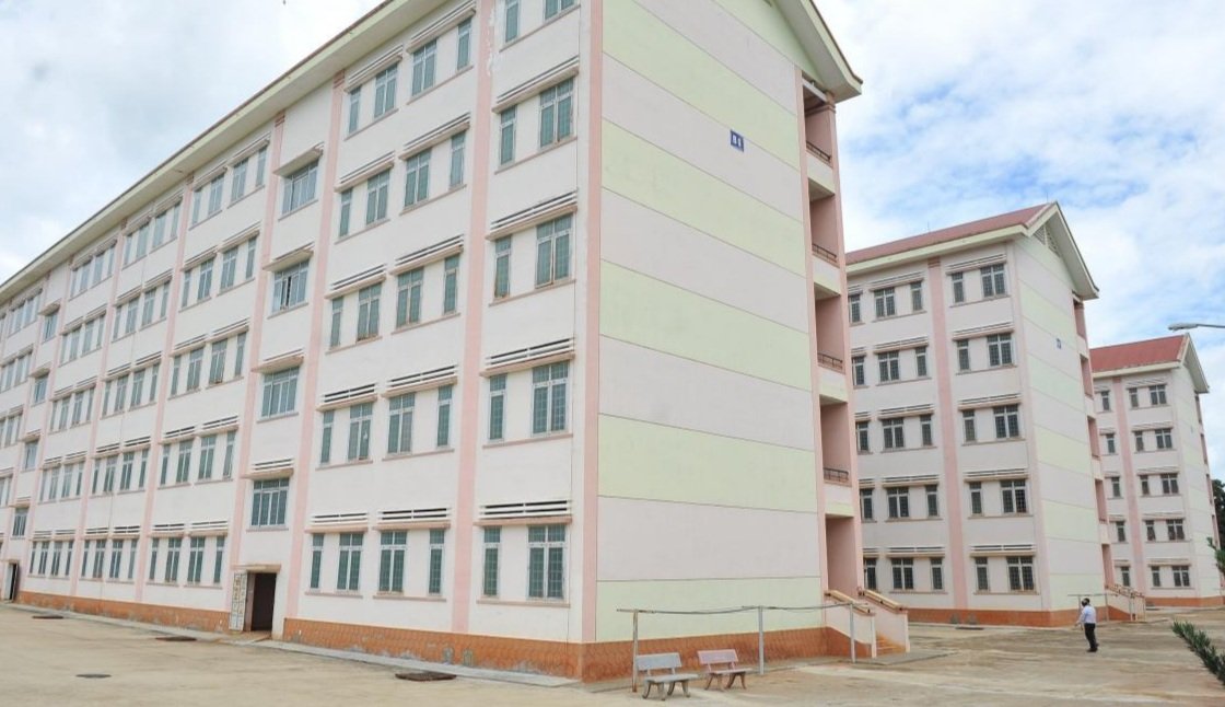 Bệnh viện D&amp;atilde; chiến số 1 của tỉnh được trưng dụng từ K&amp;yacute; t&amp;uacute;c x&amp;aacute; Trường Cao đẳng Sư phạm Đắk Lắk.