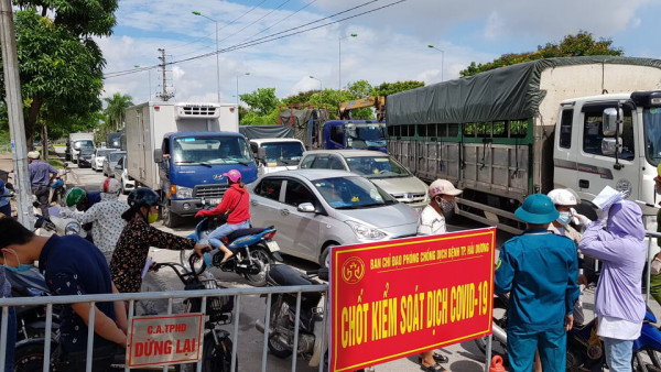 Bộ GTVT: Nhiều địa phương tự ra giấy phép con gây khó lưu thông hàng hoá