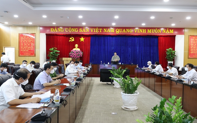 Thủ tướng Phạm Minh Ch&amp;iacute;nh kiểm tra, chỉ đạo, động vi&amp;ecirc;n c&amp;ocirc;ng t&amp;aacute;c chống dịch tại B&amp;igrave;nh Dương v&amp;agrave;o ng&amp;agrave;y 27/8 vừa qua