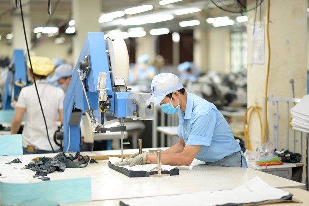 Giải cứu doanh nghiệp, kh&amp;ocirc;ng phải chỉ từ việc giảm l&amp;atilde;i suất - Ảnh 3.