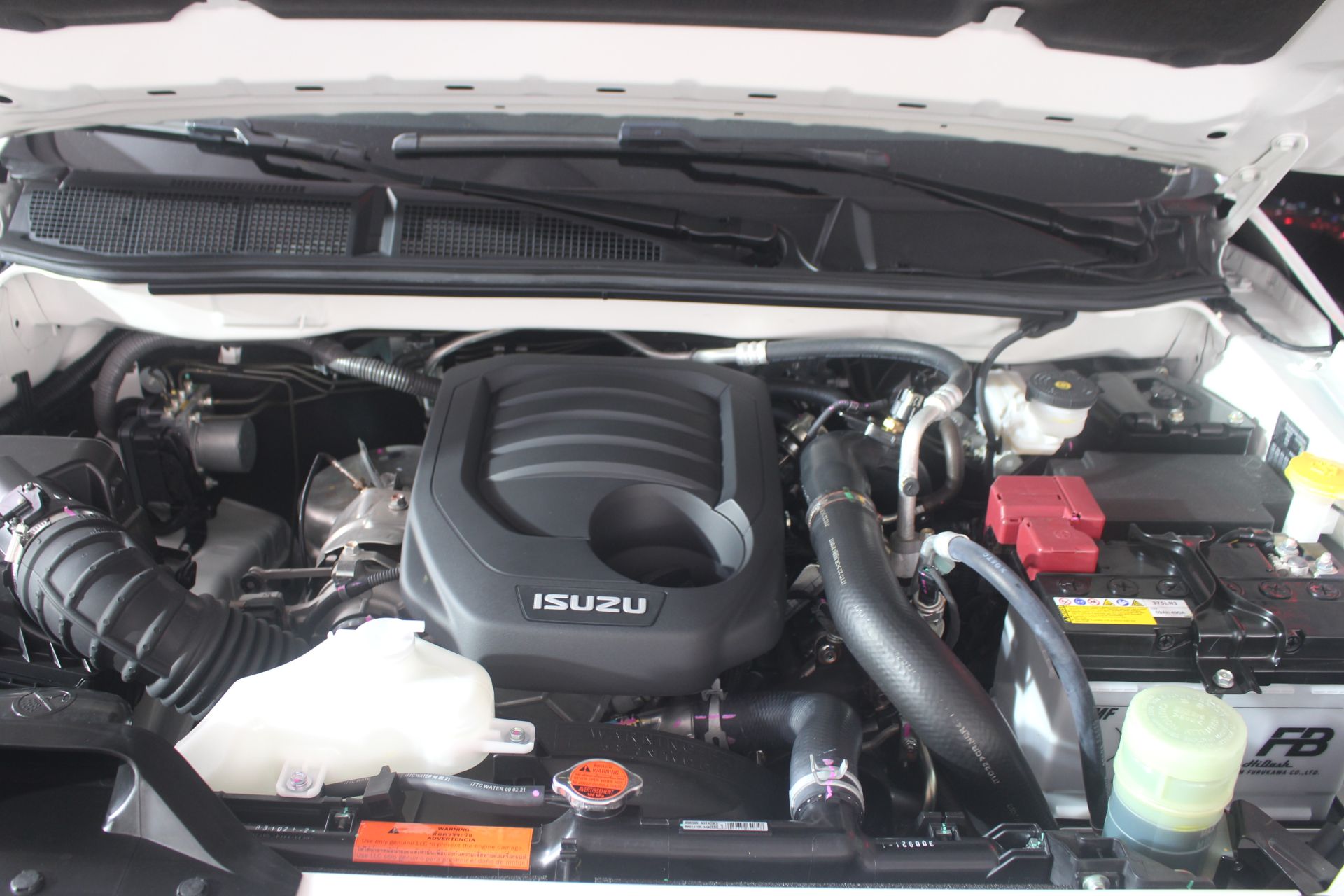 Isuzu mu-X 2022 sử dụng động cơ diesel tăng &amp;aacute;p 1.9 như bản tiền nhiệm nhưng với ti&amp;ecirc;u chuẩn kh&amp;iacute; thải Euro5