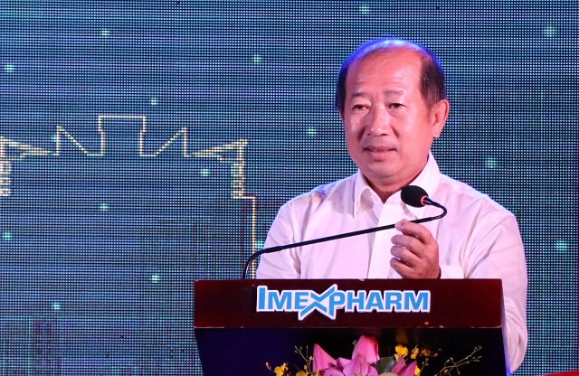 Phó Chủ tịch UBND tỉnh Đoàn Tấn Bửu phát biểu tại chương trình Kỷ niệm 45 năm thành lập Công ty Cổ phần Dược phẩm Imexpharm. Ảnh: Ánh Nguyệt Phó Chủ tịch UBND tỉnh Đoàn Tấn Bửu phát biểu tại chương trình Kỷ niệm 45 năm thành lập Công ty Cổ phần Dược phẩm Imexpharm. Ảnh: Ánh Nguyệt