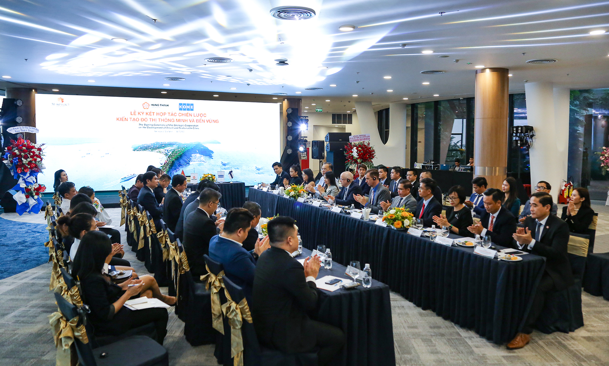 Phi&amp;ecirc;n thảo luận đi v&amp;agrave;o trọng t&amp;acirc;m v&amp;agrave; thực tiễn tại sự kiện nhằm mang lại hiệu quả tốt nhất cho hợp t&amp;aacute;c chiến lược giữa hai b&amp;ecirc;n