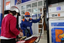 Chính thức giảm 10% thuế nhập khẩu ưu đãi cho xăng động cơ, không pha chì