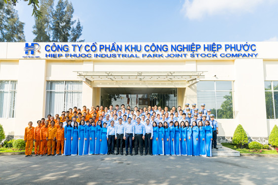 56 doanh nghiệp bị hạn chế giao dịch chứng khoán