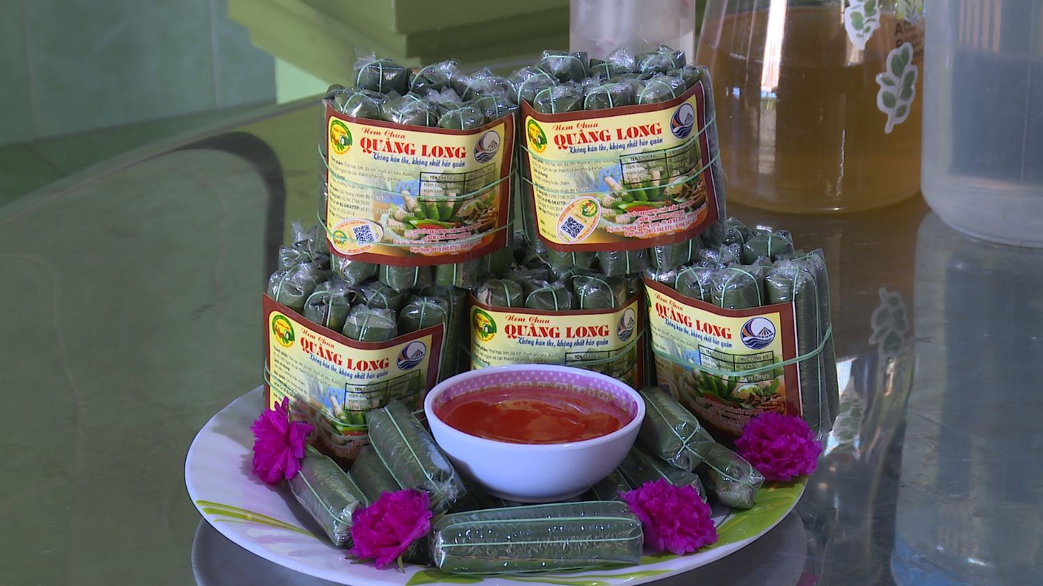 Sản phẩm OCCOP nem chua Quảng Long
