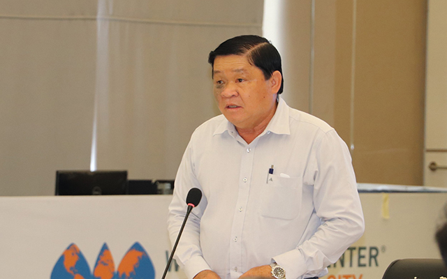 &amp;Ocirc;ng Nguyễn Tầm Dương, Ch&amp;aacute;nh văn ph&amp;ograve;ng UBND tỉnh ph&amp;aacute;t biểu tại cuộc họp b&amp;aacute;o