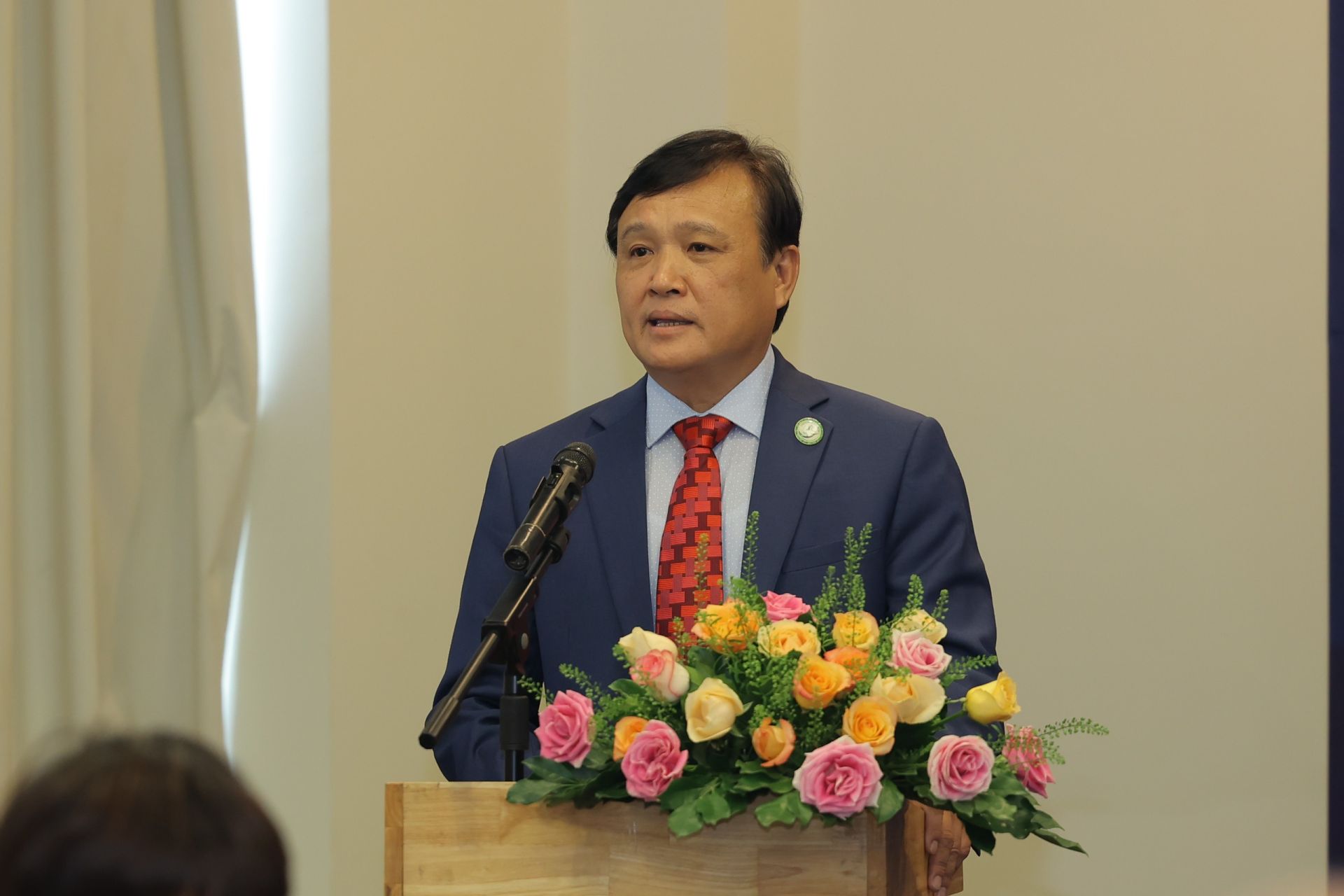 &amp;Ocirc;ng Ph&amp;ugrave;ng C&amp;ocirc;ng Dũng - Chủ nhiệm Ủy ban về người Việt Nam ở nước ngo&amp;agrave;i TP. Hồ Ch&amp;iacute; Minh, ph&amp;aacute;t biểu tại tọa đ&amp;agrave;m