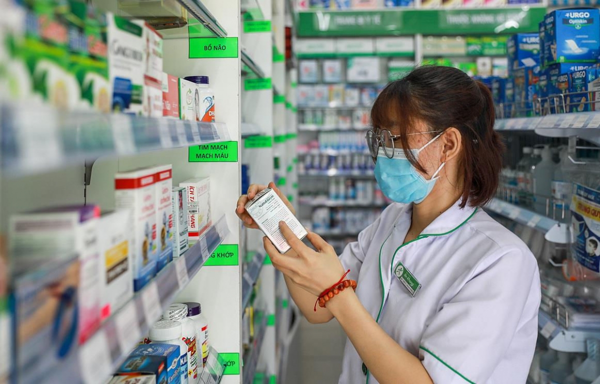 Thủ tướng chỉ đạo Bộ Y tế nghi&amp;ecirc;n cứu khắc phục t&amp;igrave;nh trạng thiếu thuốc, vật tư y tế