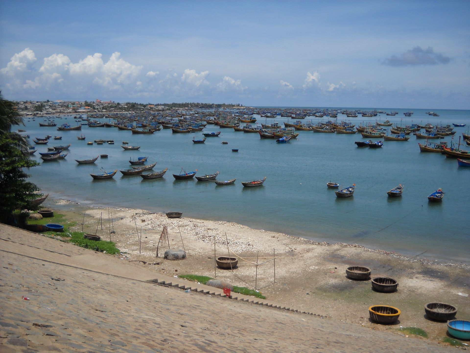 B&amp;igrave;nh Thuận đ&amp;atilde; ban h&amp;agrave;nh Kế hoạch đ&amp;agrave;o tạo v&amp;agrave; ph&amp;aacute;t triển lực lượng lao động du lịch từ năm 2022 - 2025, tầm nh&amp;igrave;n đến năm 2030, nhằm nỗ lực vực dậy đại dịch - ng&amp;agrave;nh c&amp;ocirc;ng nghiệp bị ảnh hưởng.