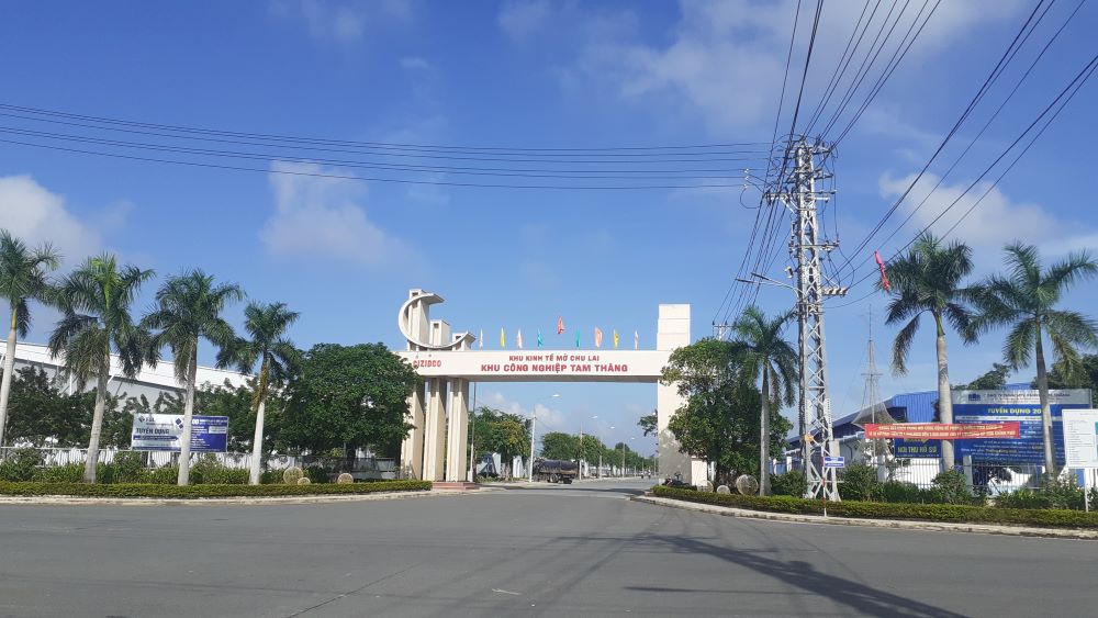 Tr&amp;ecirc;n địa b&amp;agrave;n tỉnh Quảng Nam, số lượng c&amp;ocirc;ng nh&amp;acirc;n đang l&amp;agrave;m việc tại c&amp;aacute;c khu c&amp;ocirc;ng nghiệp khoảng 47.860 người. Tuy nhi&amp;ecirc;n việc ph&amp;aacute;t triển NOXH tr&amp;ecirc;n địa b&amp;agrave;n tỉnh những năm qua chưa đ&amp;aacute;p ứng nhu cầu của c&amp;aacute;c đối tượng n&amp;agrave;y