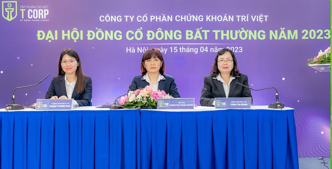 B&amp;agrave; Trần Thị Rồng th&amp;ocirc;i l&amp;agrave;m Tổng Gi&amp;aacute;m đốc Chứng kho&amp;aacute;n Tr&amp;iacute; Việt