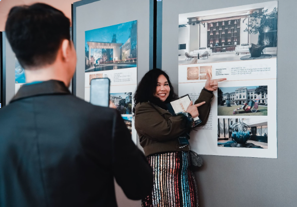 Khu vực Hall of fame trưng b&amp;agrave;y ảnh c&amp;aacute;c dự &amp;aacute;n đạt giải.