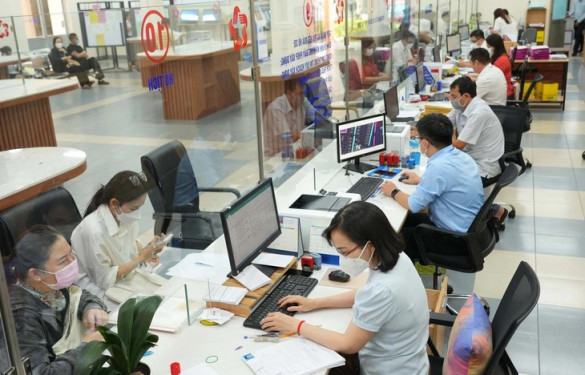 Trong tháng 9, TP HCM sẽ tuyển dụng công chức, viên chức từ sinh viên xuất sắc